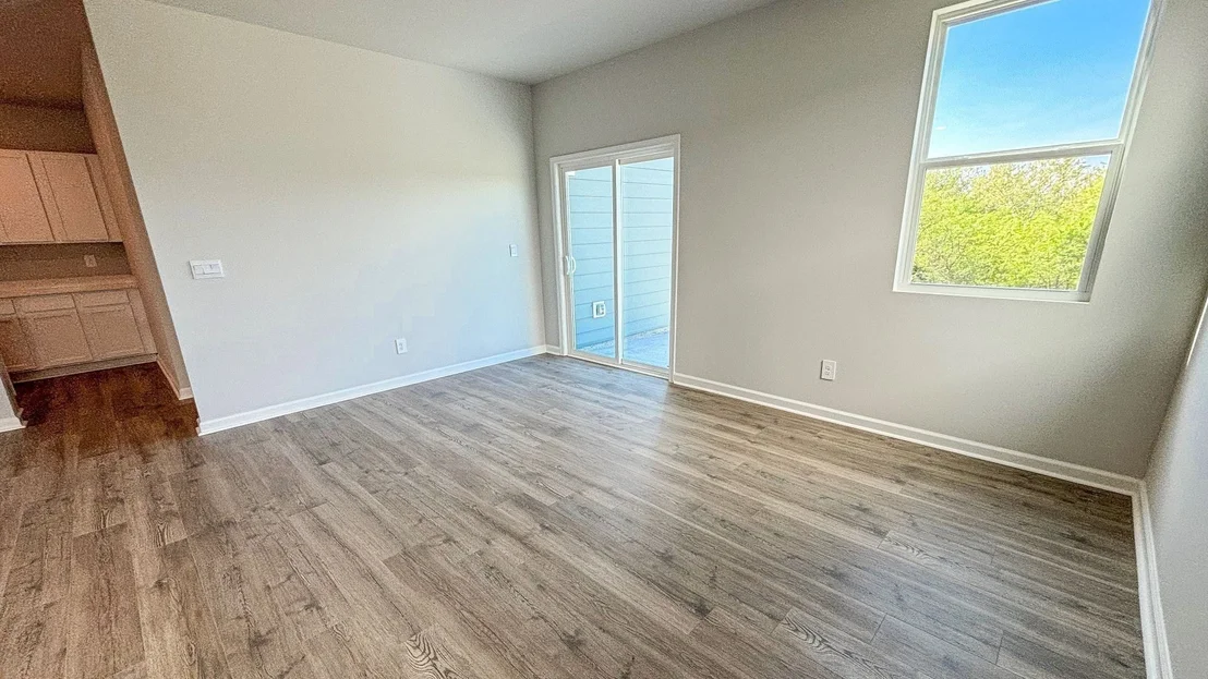 Photo of 4822 Clousden Way