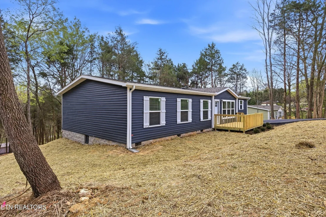 Photo of 181 Pinecrest Drive