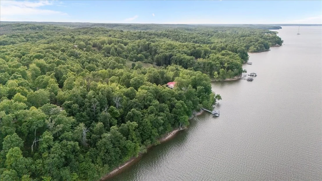 Photo of 867 River Oaks Dr