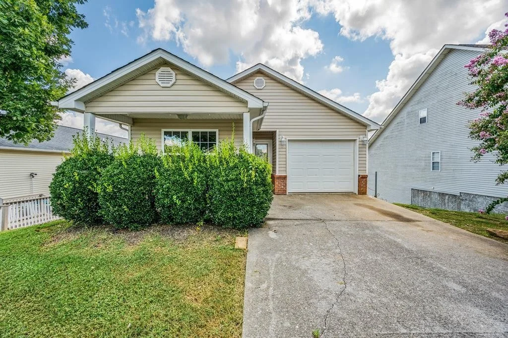 Photo of 1631 Monte Vista Drive