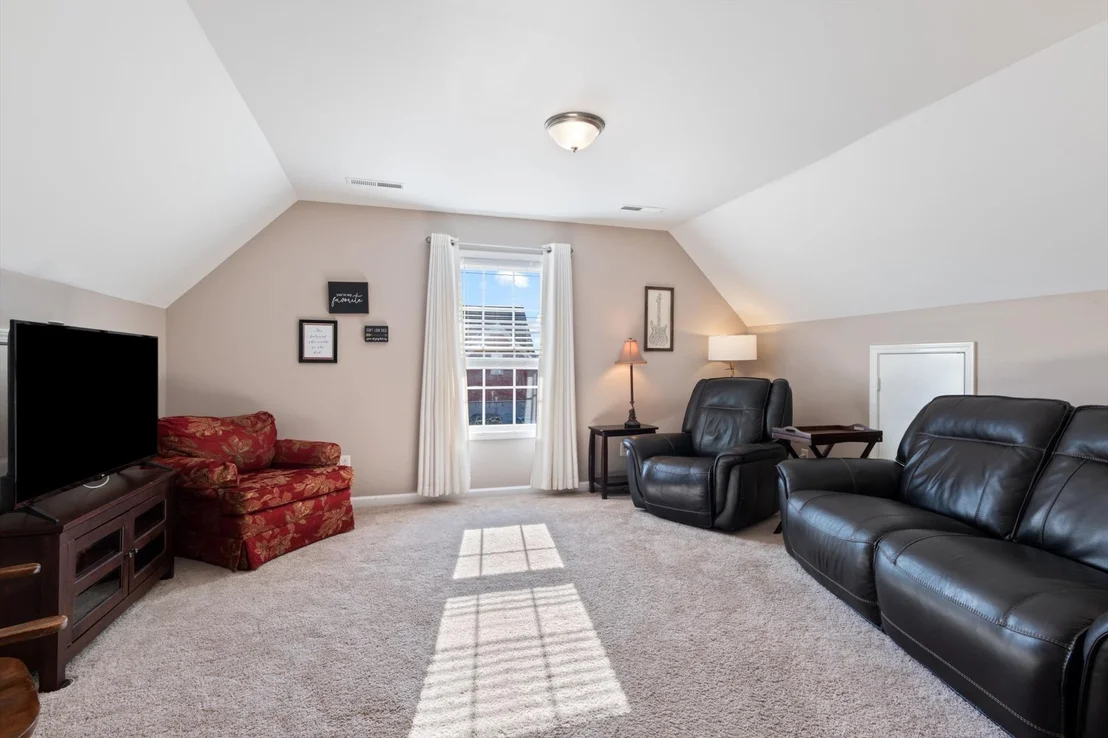 Photo of 2141 Aberdeen Cir