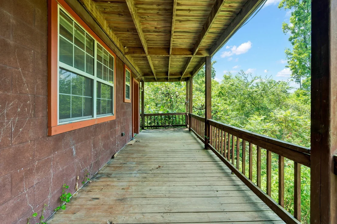 Photo of 252 River Run Road