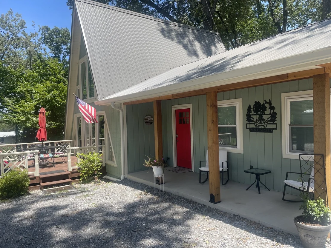 Photo of 65 White Dr