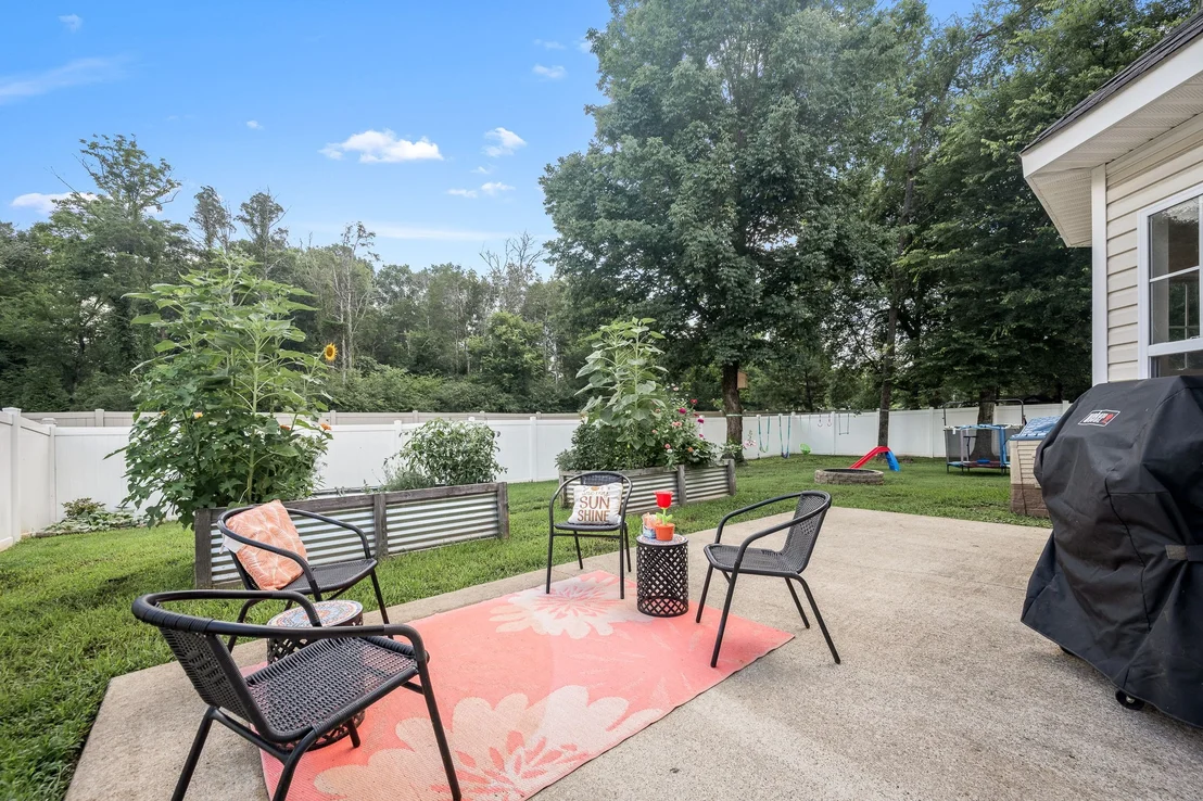Photo of 3434 Leslie Ln
