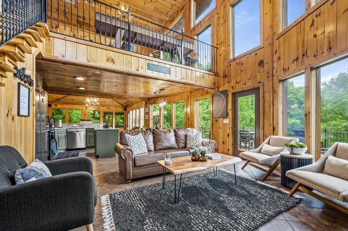 Photo of 2733 Pine Crest Ln