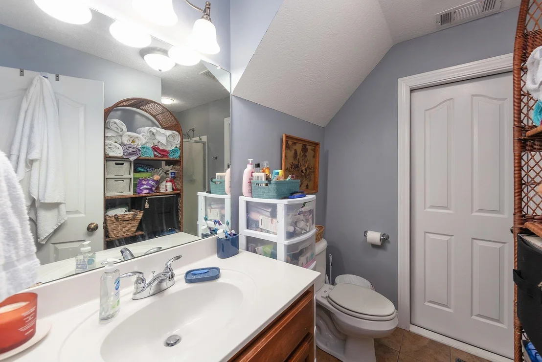 Photo of 315 SHORT LEAF DR