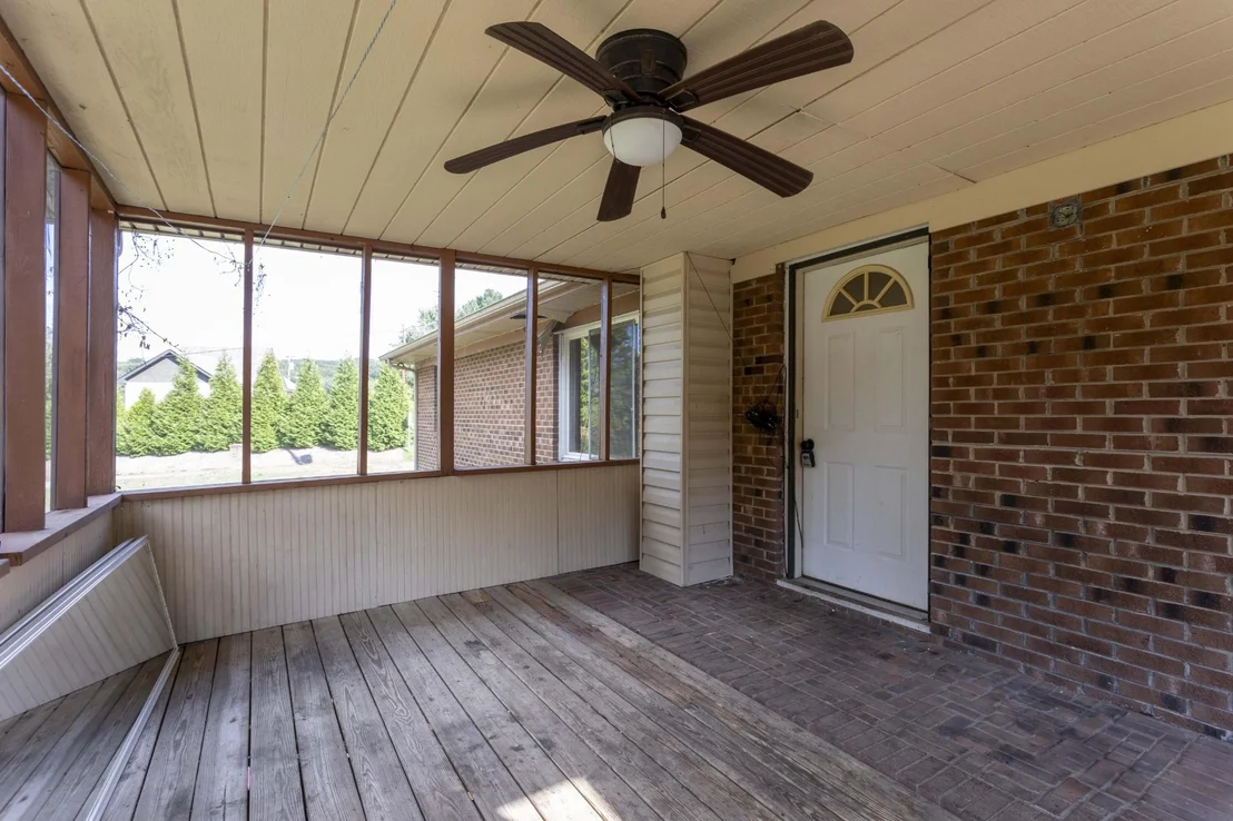 Photo of 9505 Pearson Road