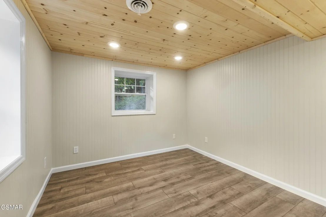 Photo of 1068 Mimosa Drive