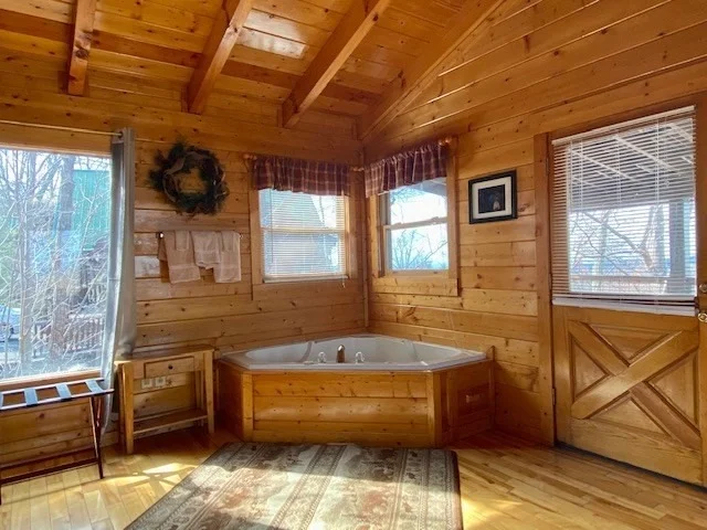 Photo of 2121 E View Drive