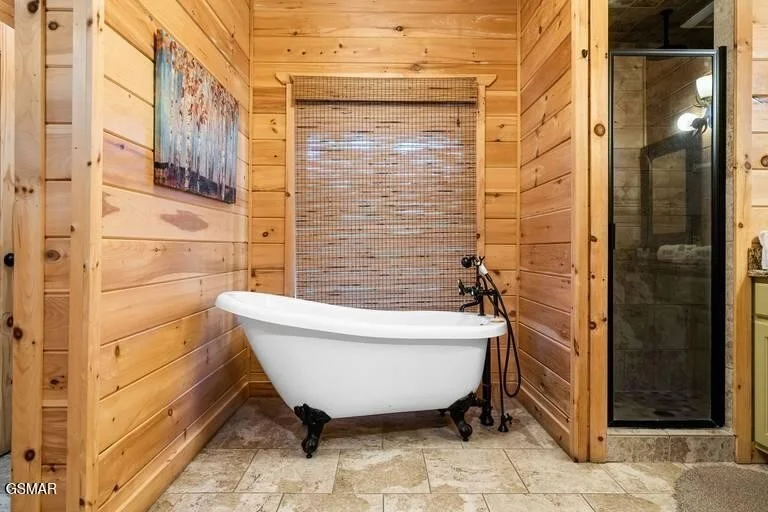Photo of 2452 Hackberry Dr