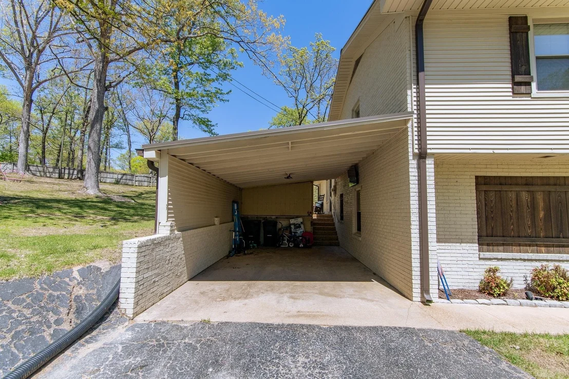 Photo of 180 HORNER DR