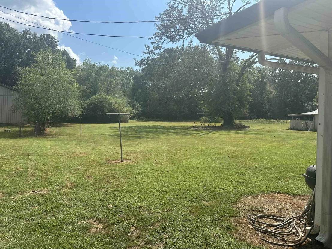 Photo of 140 SHAW LN