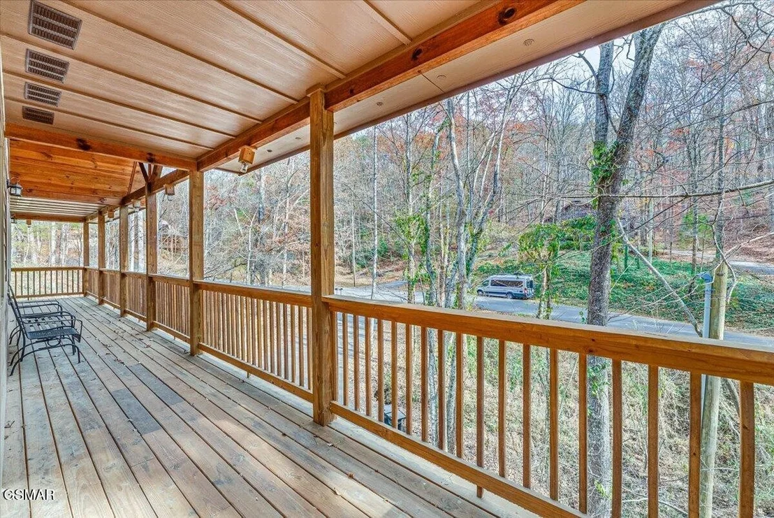 Photo of 2740 Mountain View Circle