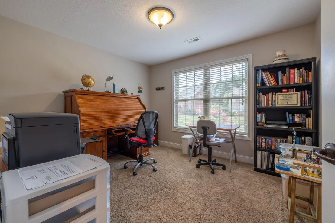 Photo of 5612 Bridgehampton Drive