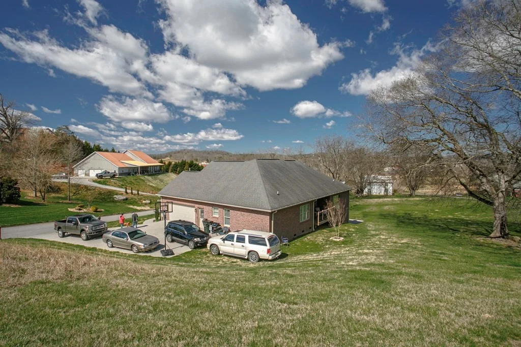 Photo of 1119 Saint Ives