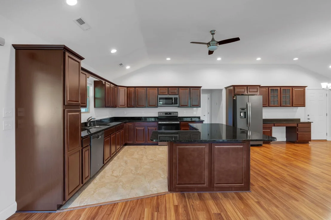 Photo of 1503 Landmark Blvd