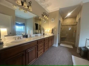 Photo of 189 Flagstone Dr