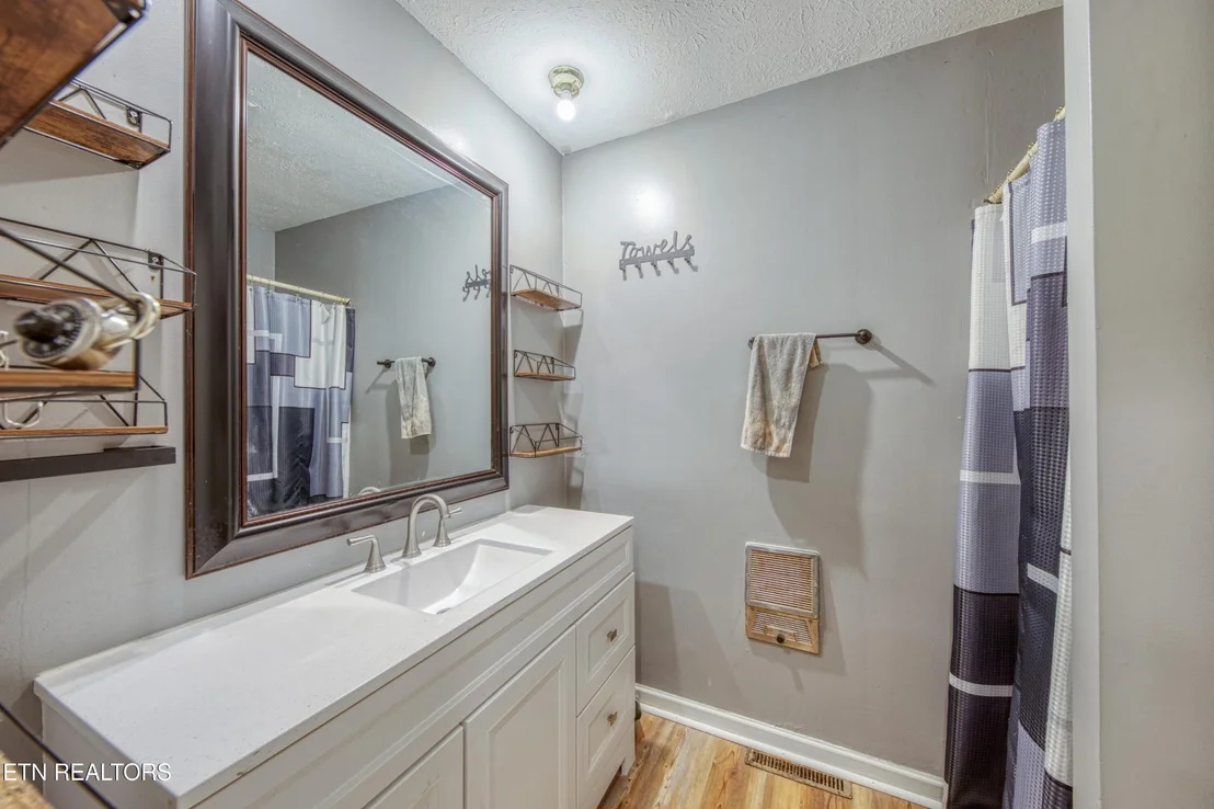 Photo of 406 Highland Drive