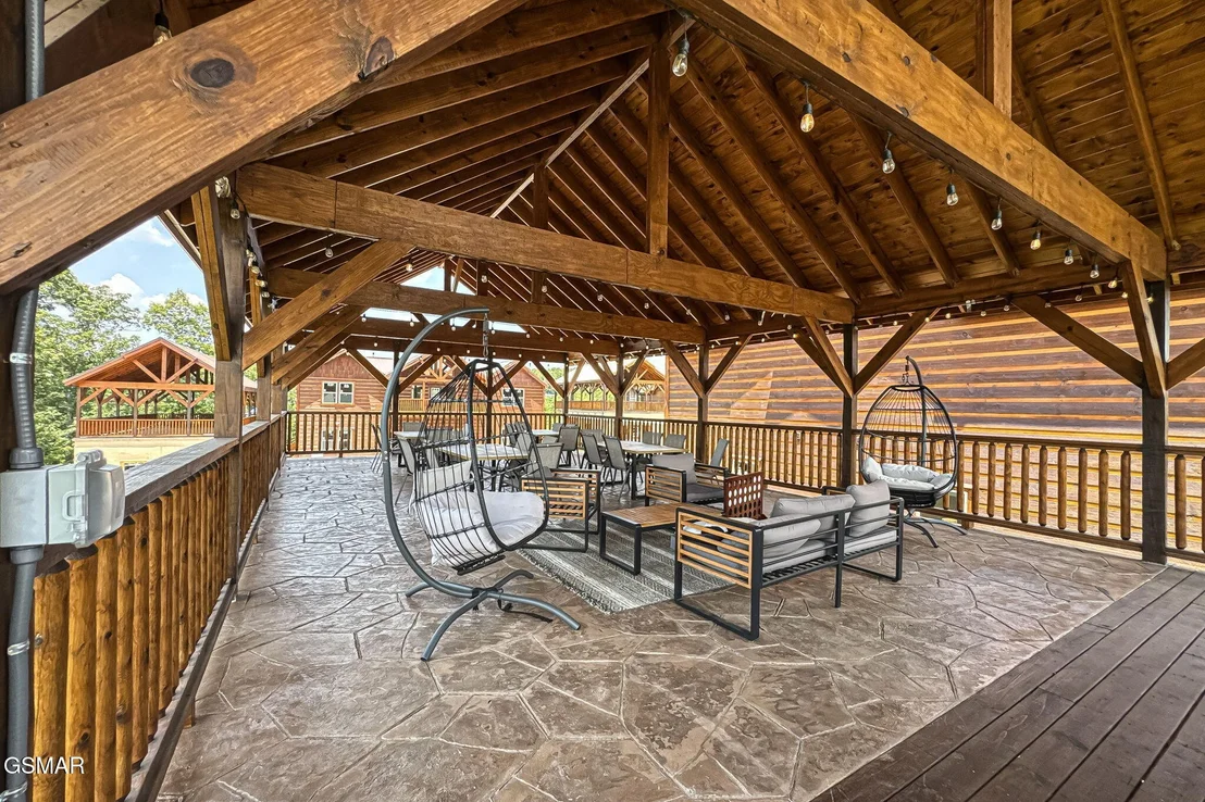 Photo of 2215 Jericho Way