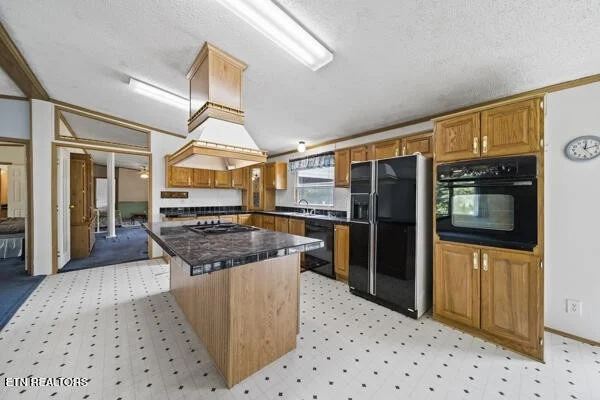 Photo of 998 Pleasure Rd
