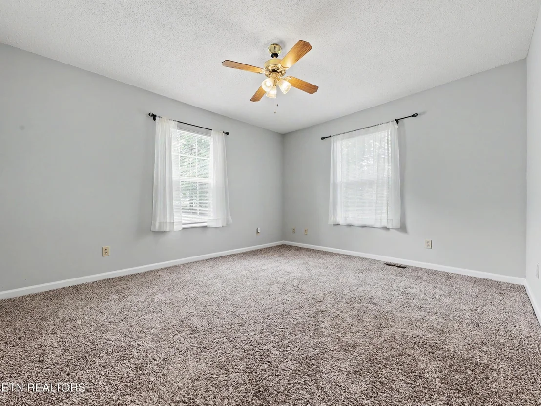Photo of 862 Hinkle Estates Drive