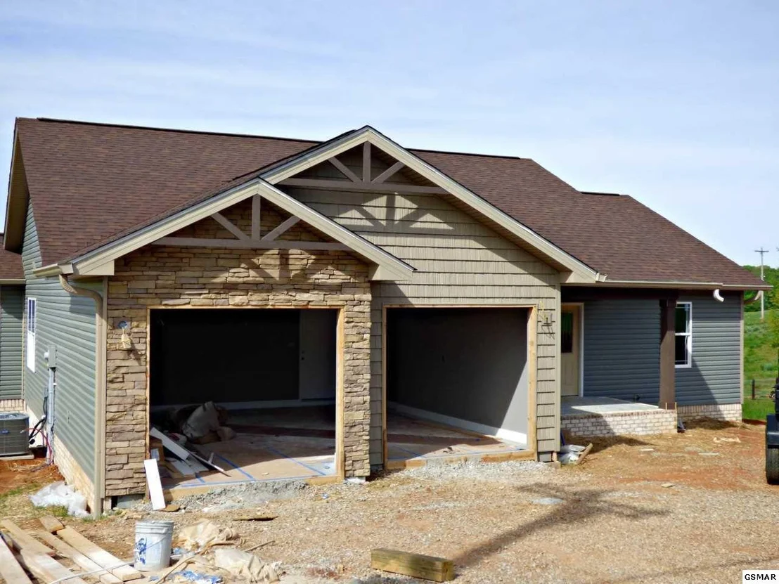 Photo of 225 Florence Creek