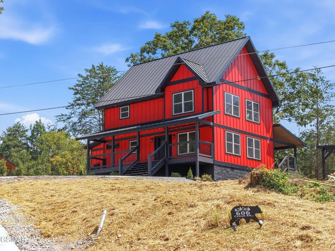 Photo of 606 Cedar Road