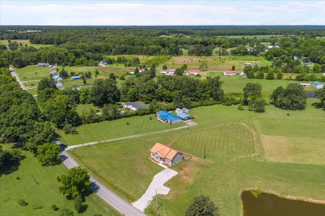 Photo of 1112 Garners Creek Rd