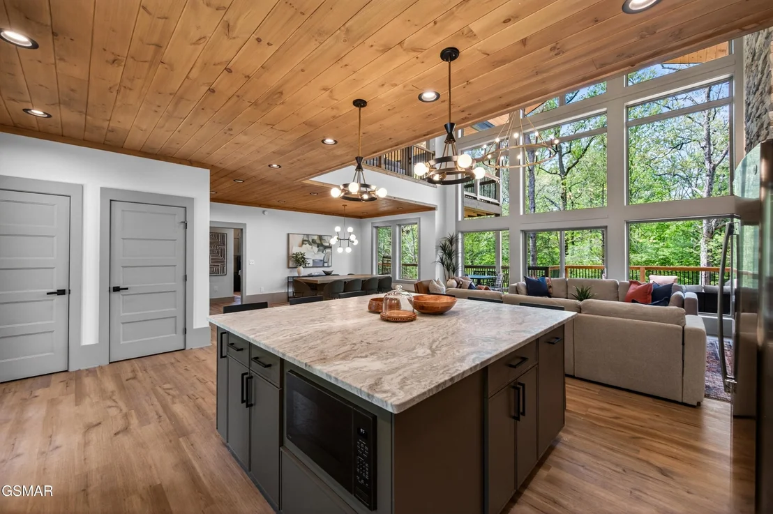 Photo of 3806 Revetta Circle