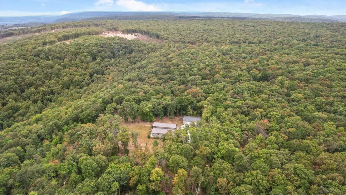 Photo of 400 Maple Trail