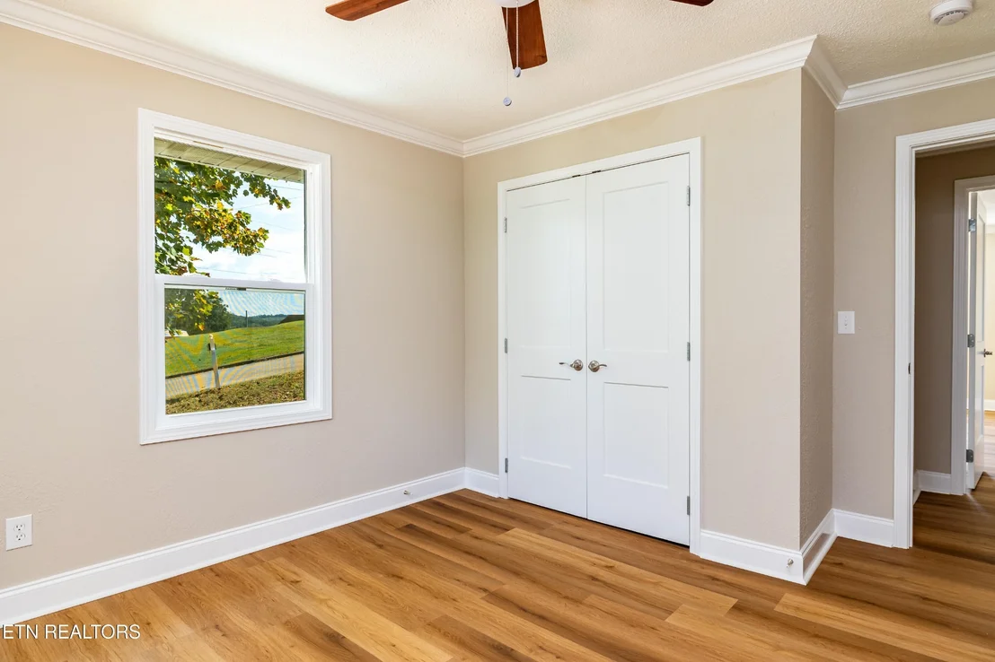 Photo of 700 Lakeview Drive