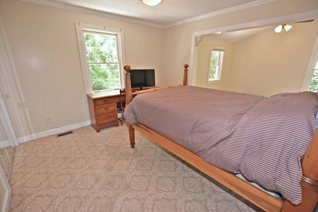 Photo of 1701 White Oak Drive