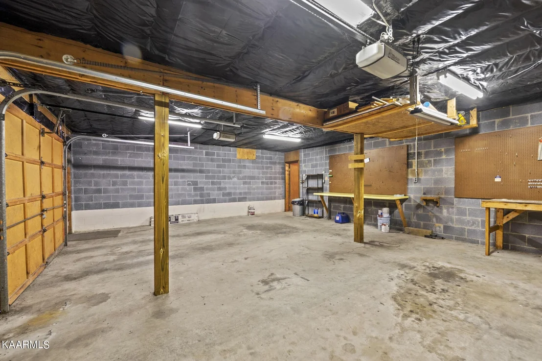 Photo of 2787 Easy St. St