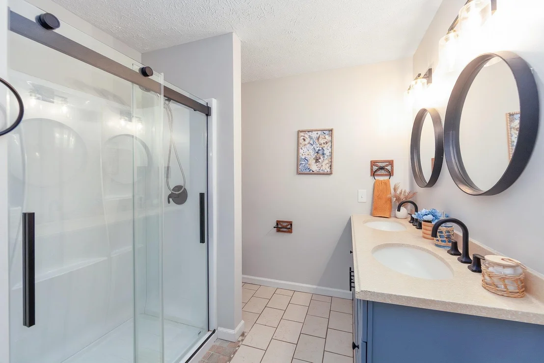 Photo of 200 HILLCREST DR