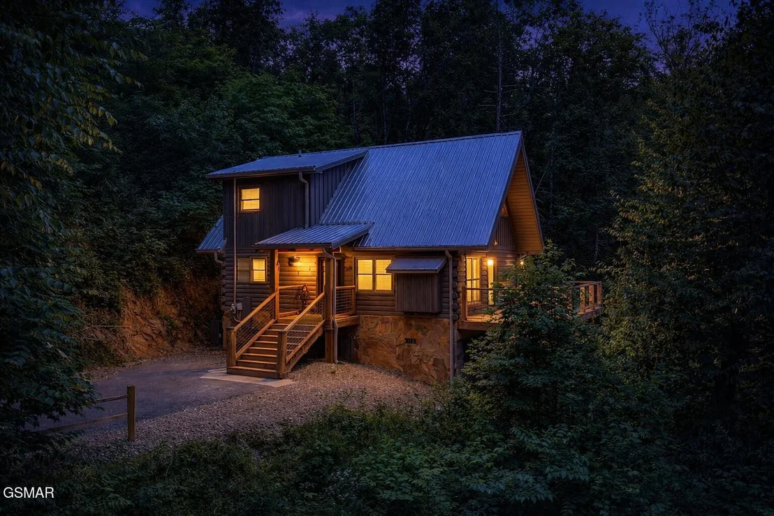 Photo of 709 Spring Drive