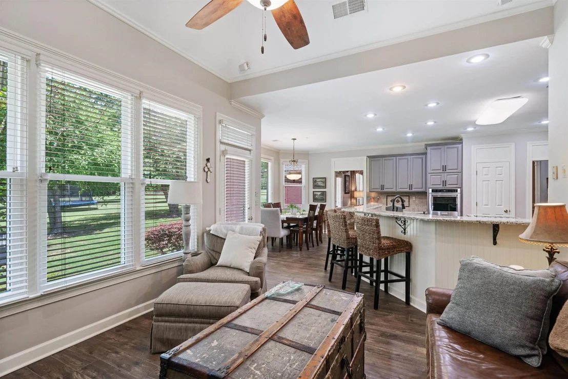 Photo of 685 COLD CREEK DR