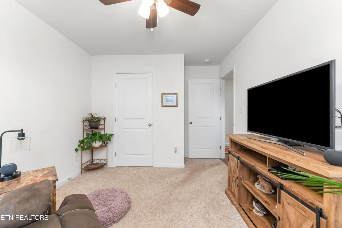 Photo of 180 Crescent Circle
