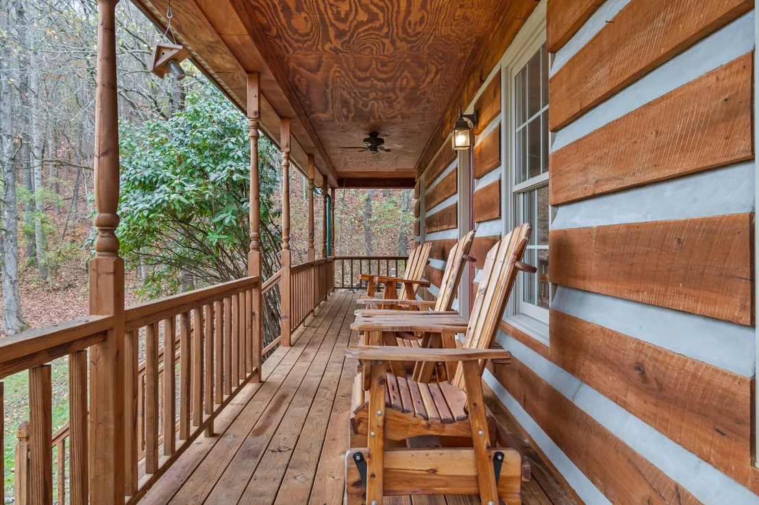 Photo of 1055 Wades Branch Rd