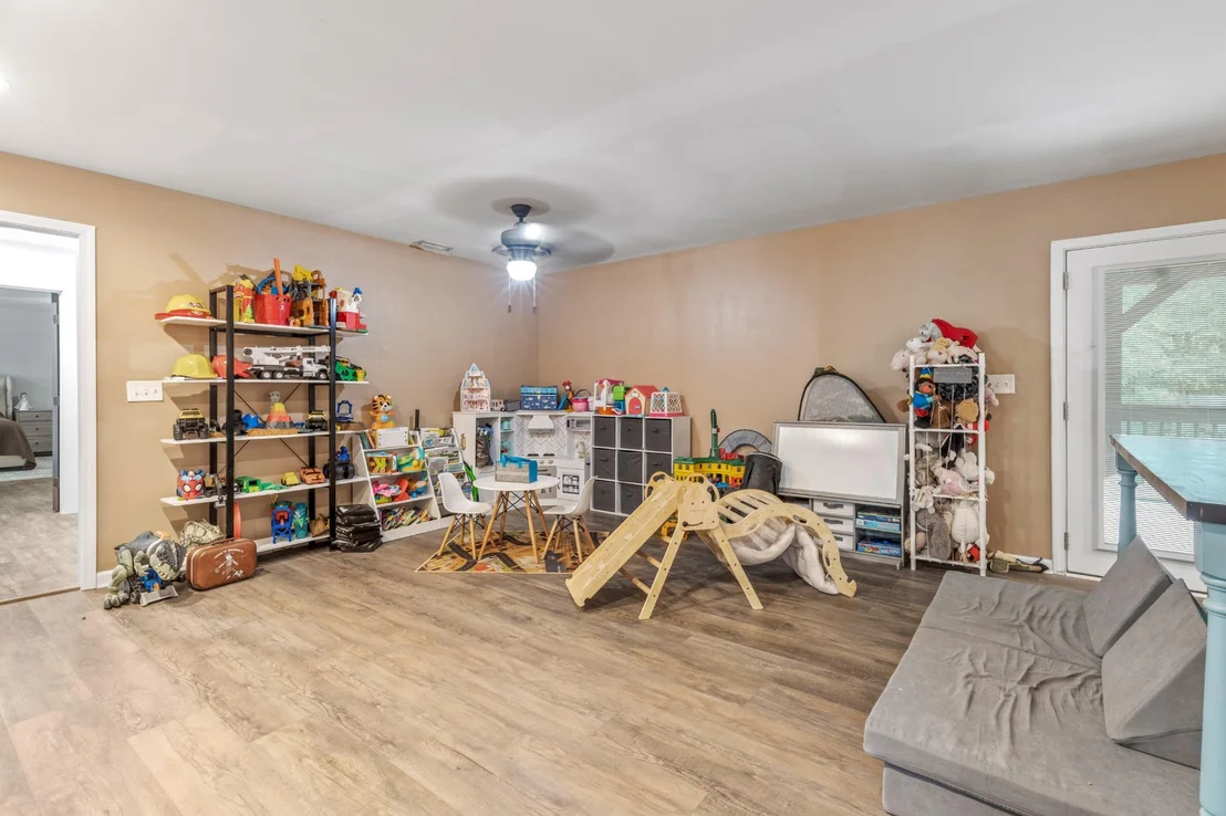 Photo of 192 Dover Road NE