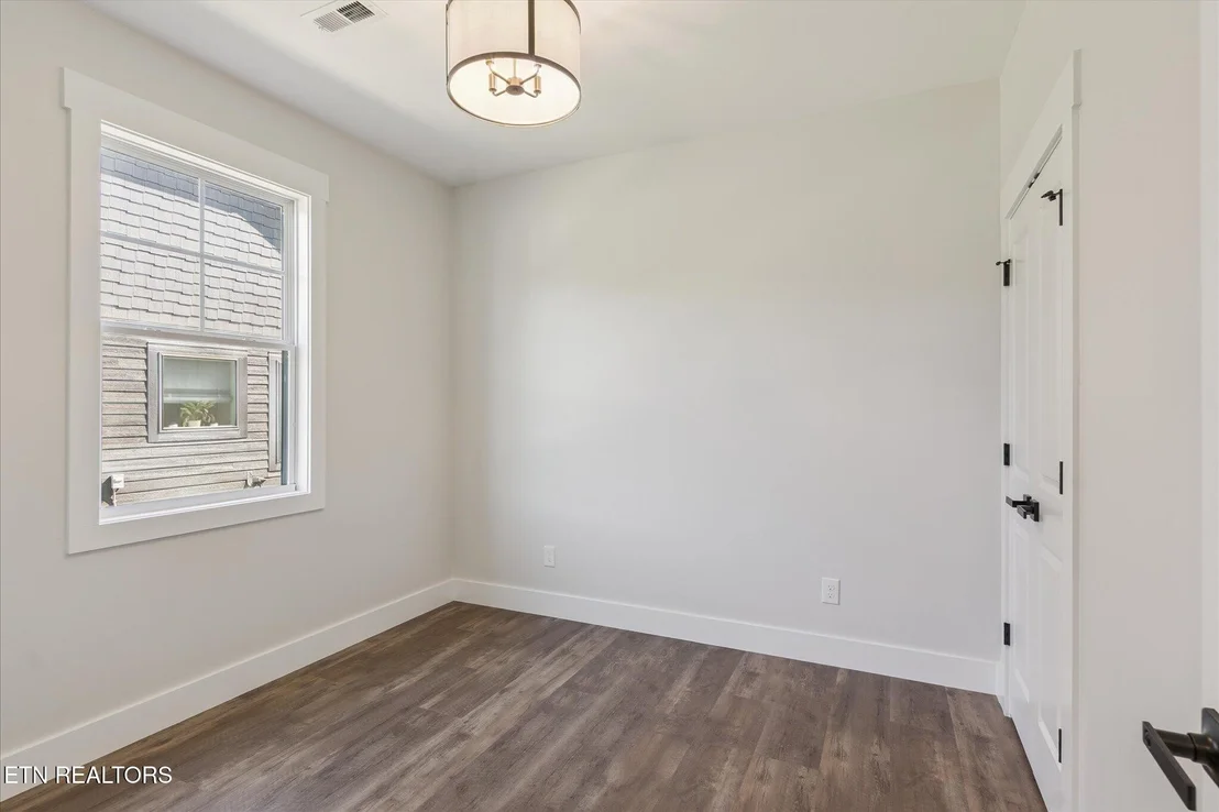 Photo of 3017 Bridgewater Blvd