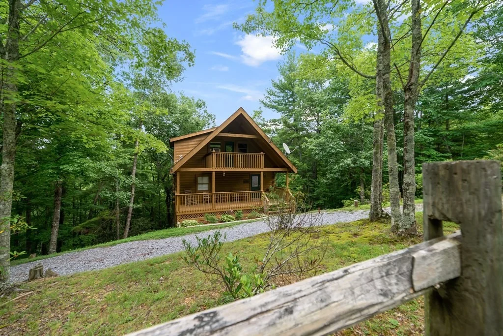 Photo of 4226 Chamberlain Lane