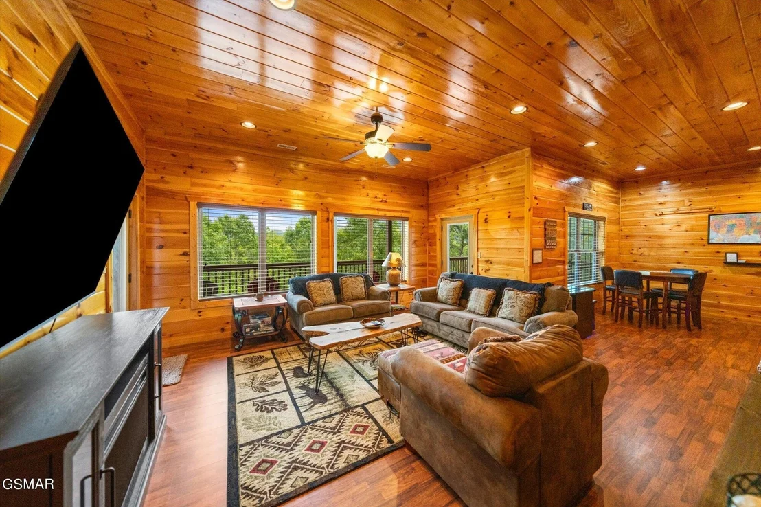 Photo of 4052 Ridgeback Ln