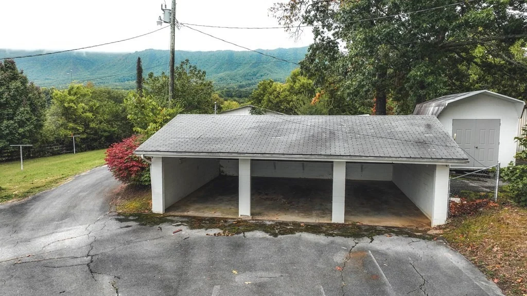 Photo of 201 County Line Road