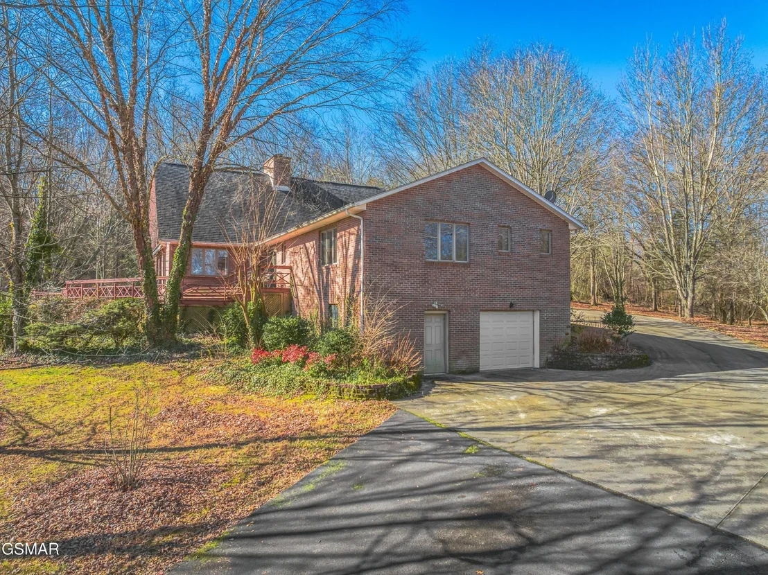 Photo of 3045 Shallow Ridge Road