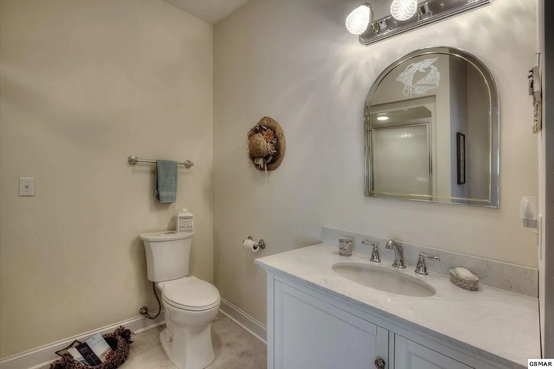 Photo of 952 Holtsinger Drive