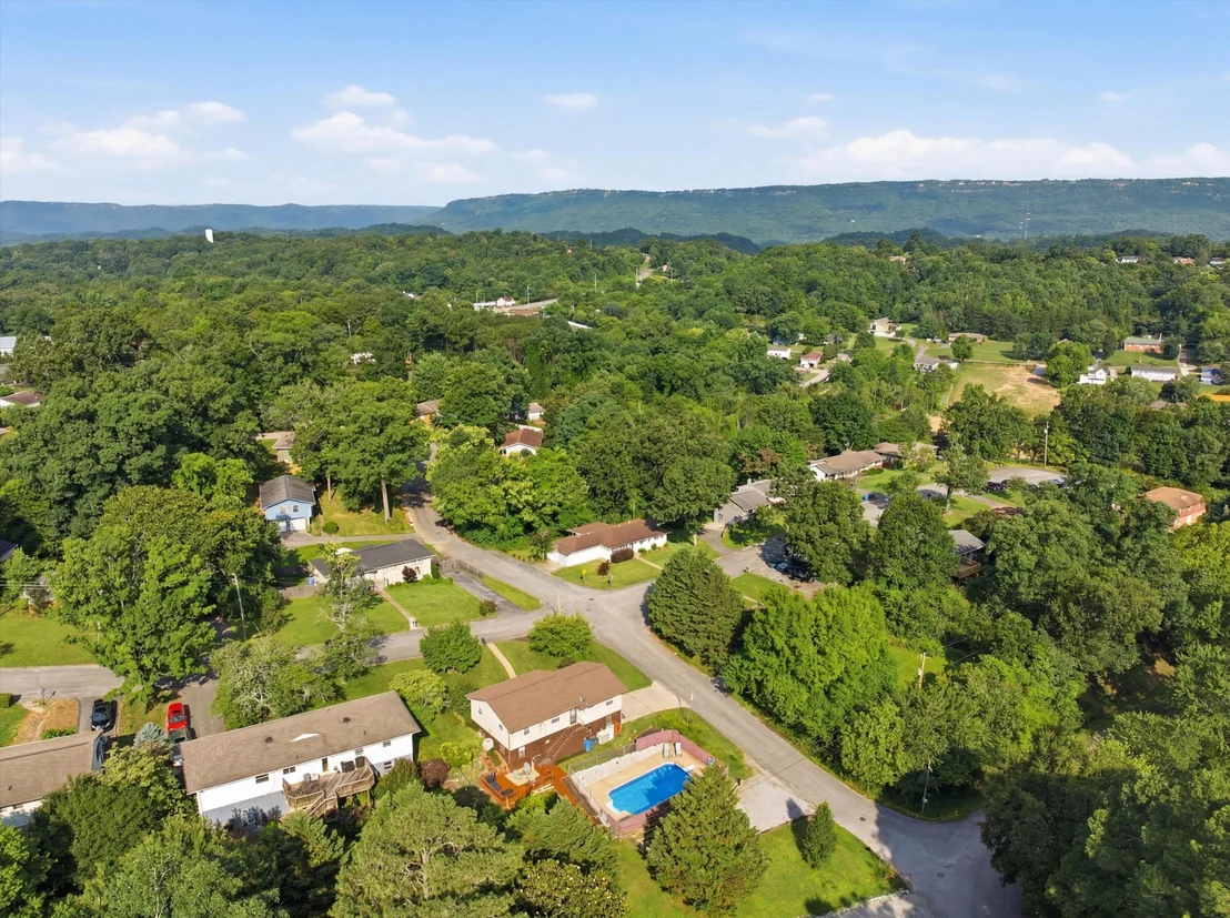 Photo of 601 Highview Circle