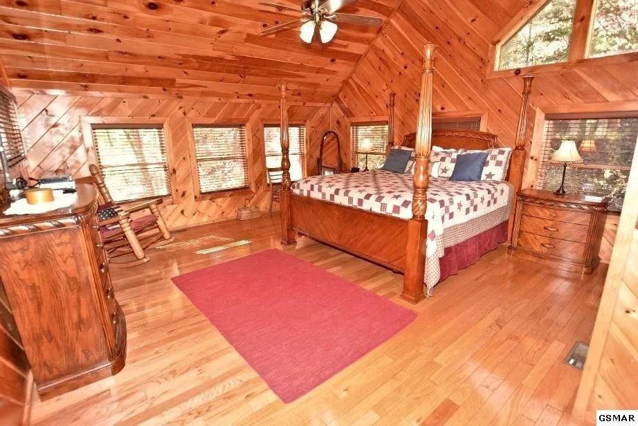 Photo of 2770 Overholt Trail