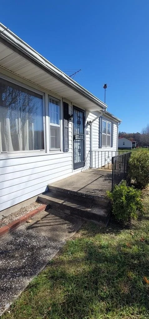 Photo of 2230 Chapman Highway
