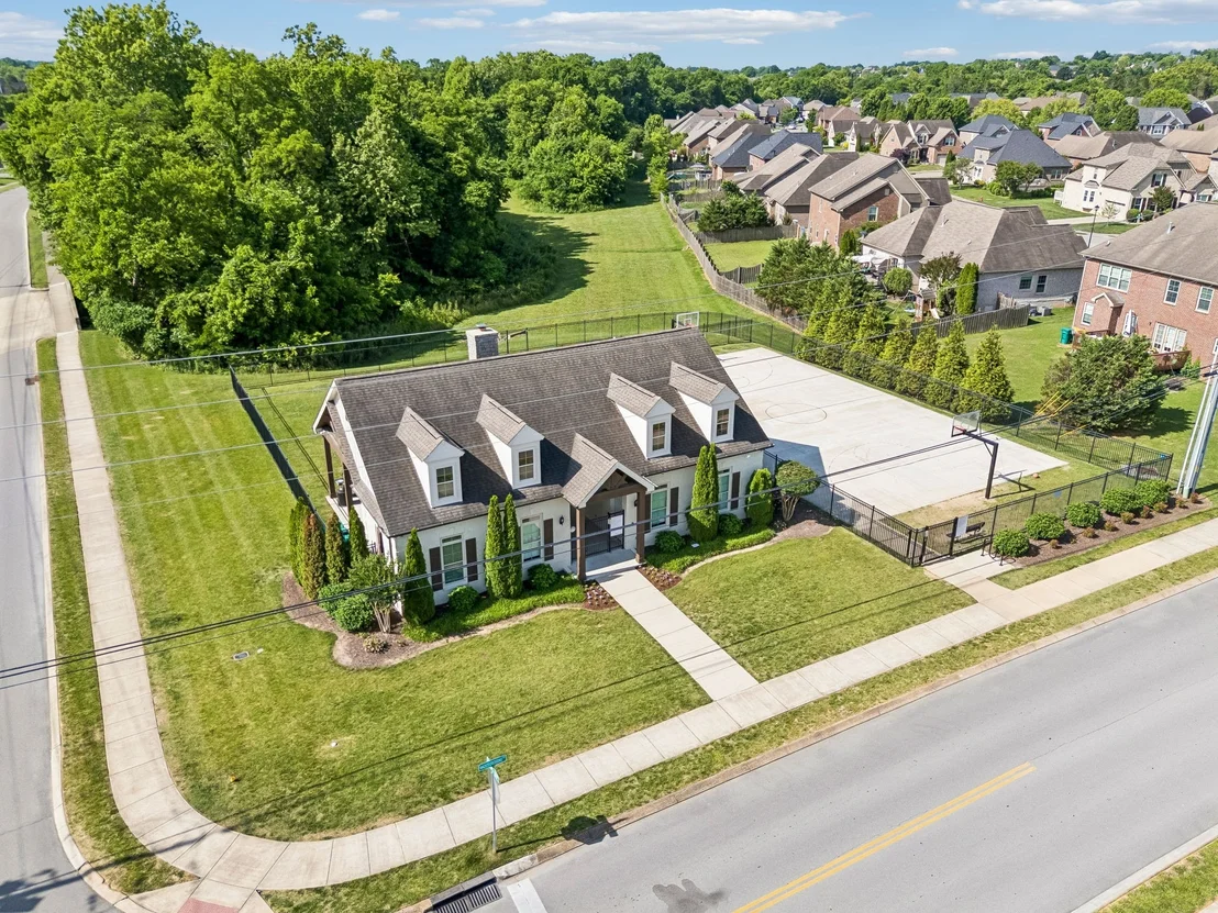 Photo of 6001 Spade Dr