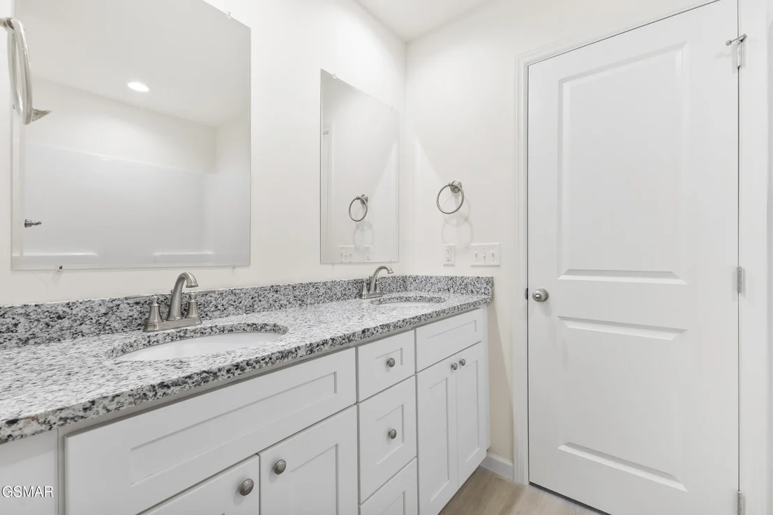 Photo of 212 Baylor Avenue